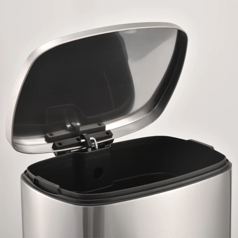 50L capacity stainless steel bin with foot paddle lid