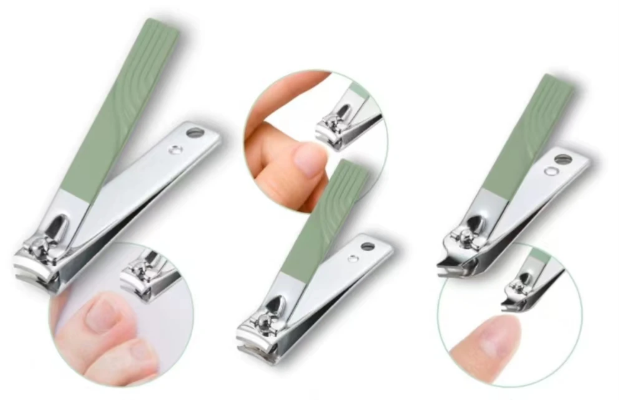 Stainless steel portable beauty kit in mini suitcase - manicure and pedicure set