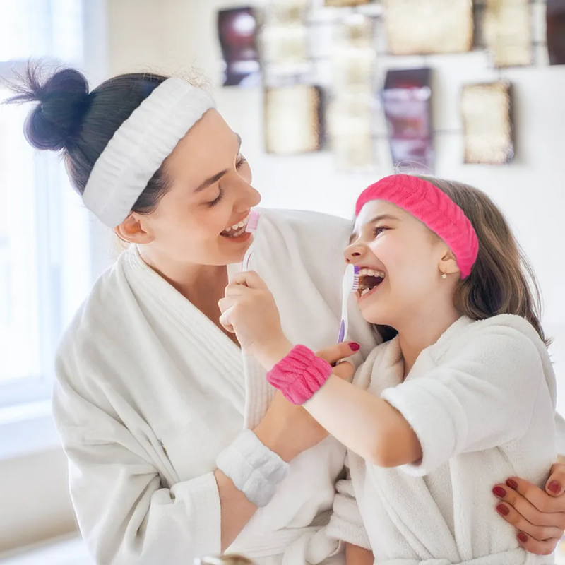 Elastic flannel, super absorbing wrist and headbands for skincare