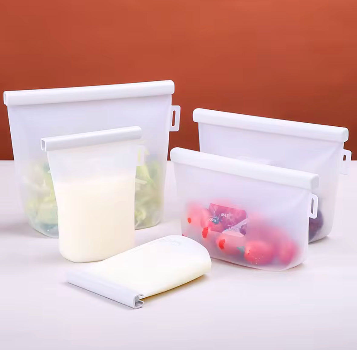 BPA Free, Food Grade Silicone Food Storage Bags - Leak Proof Tight Seal Microwave And Fridge Safe - Portable And Easy Storage