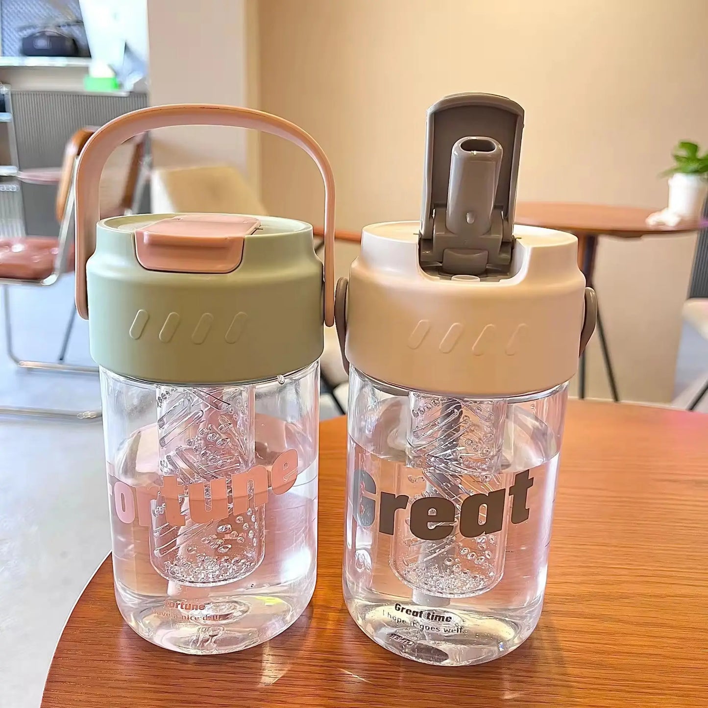 Plastic Water Bottle With Filter and Straw