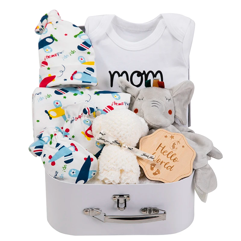 Newborn clothes gift set with travel box case and matching teddy blanket - pure cotton set