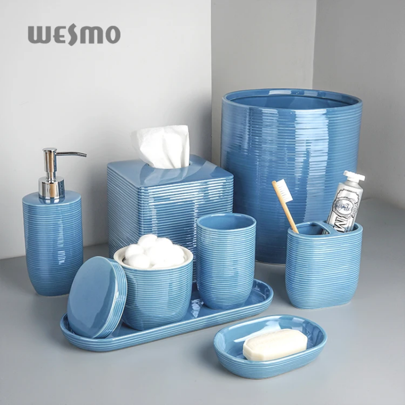 Decorative bathroom accessories - delicate ceramic full bathroom set