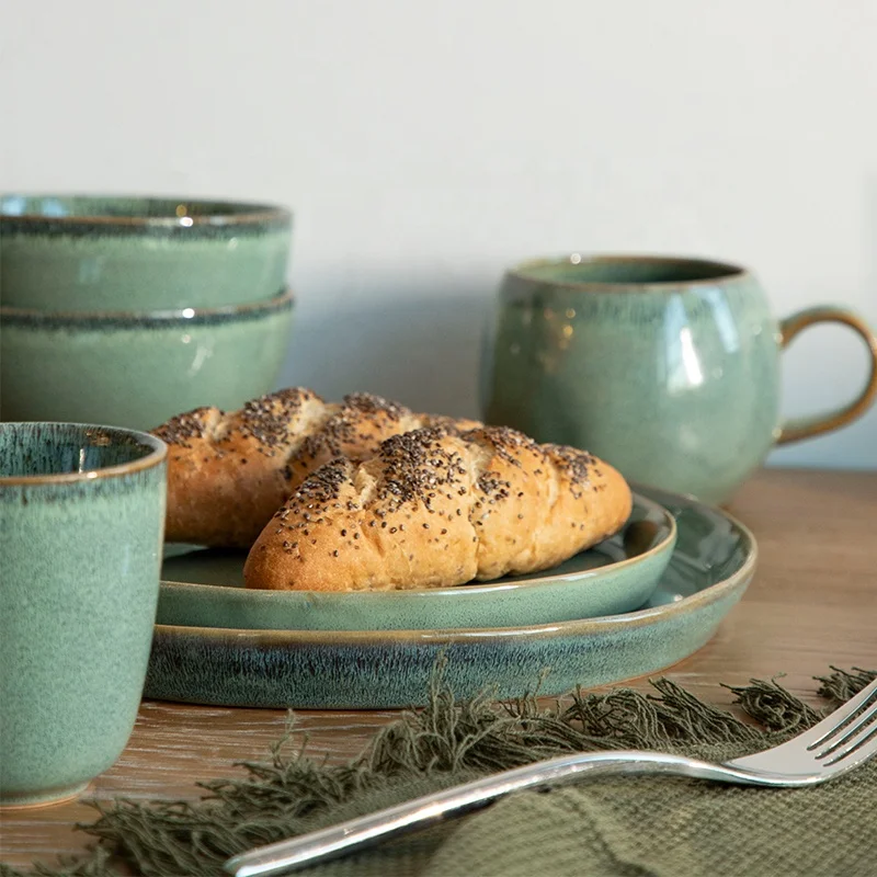 Luxury ceramic dinnerware sets, complete with cups, bowls, plates and more