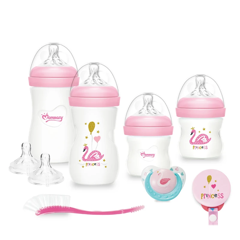 Baby nursing gift set - 4oz and 8oz feeding bottles with cleaning brush