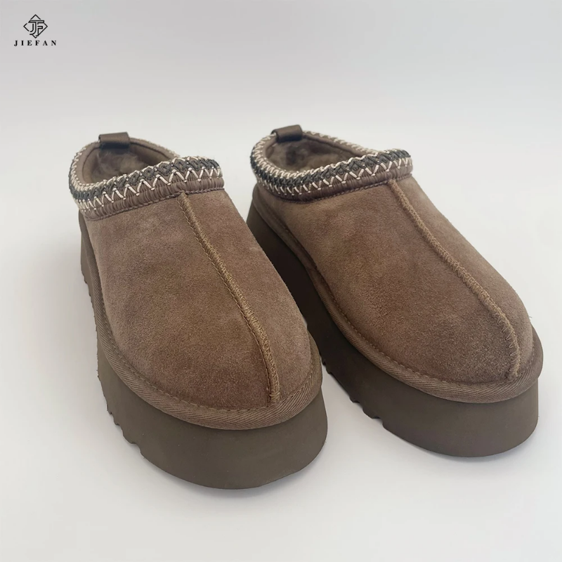 Indoor or outdoor suede and fleece lined slipper shoes