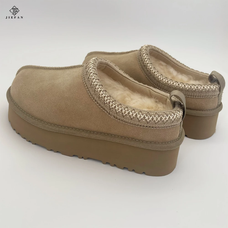 Indoor or outdoor suede and fleece lined slipper shoes