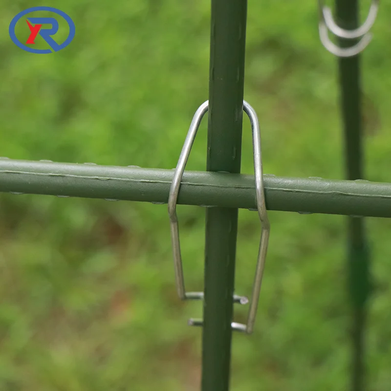 Green adjustable plant climbing poles and supports